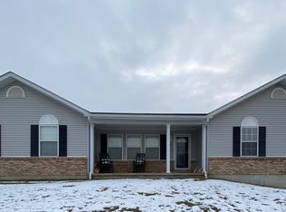 20 Hyde Dr, Troy, MO 63379
