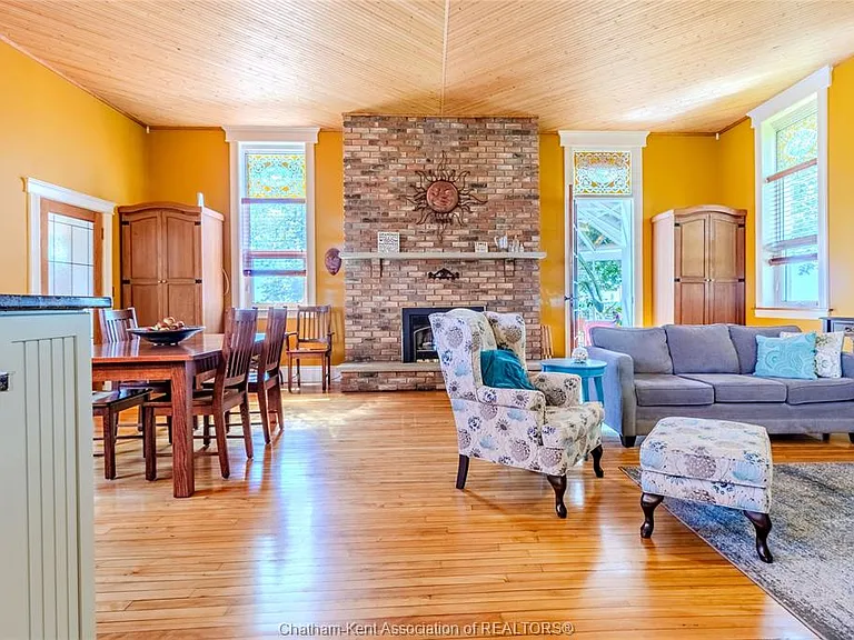 6630 Talbot Trl — Photo 10