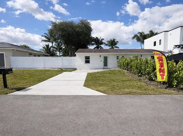 4396 SW 25th Ter #1-2, Fort Lauderdale, FL 33312