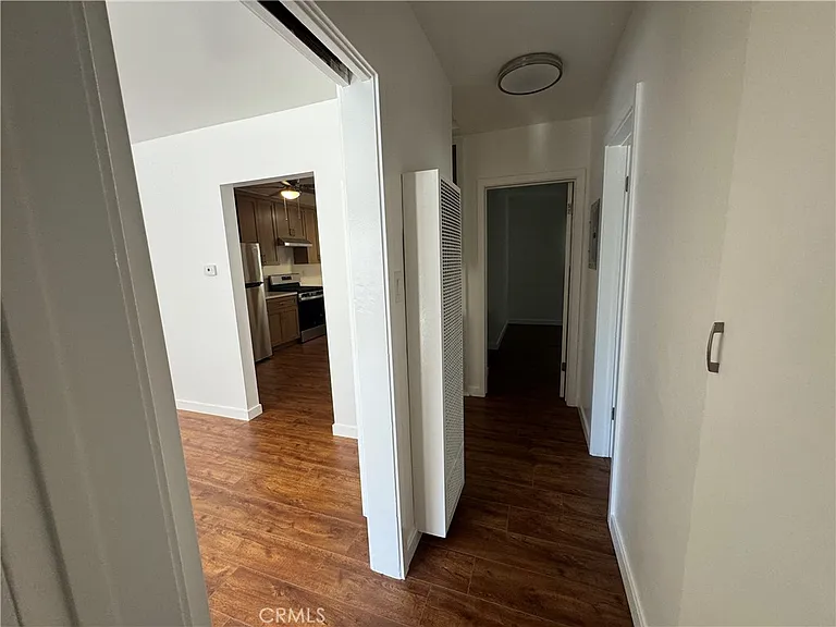 15226 Normandie Ave #B — Photo 19