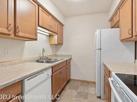 3rd image of 200 W North St #11079246