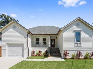 5035 Debore Cir, New Orleans, LA 70126