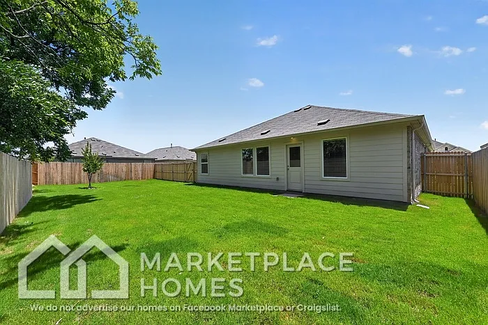 412 Sambal Dr — Photo 25
