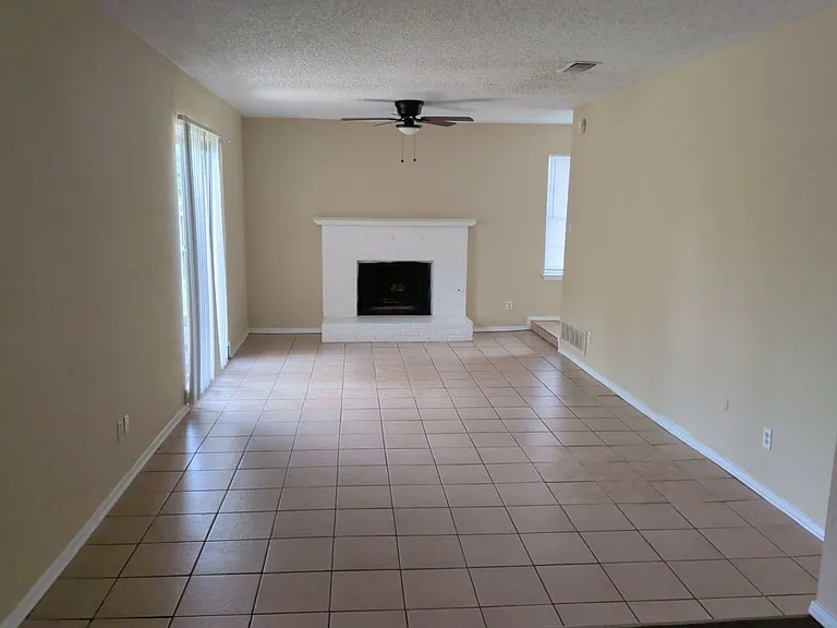 4329 Segura Ct S — Photo 2
