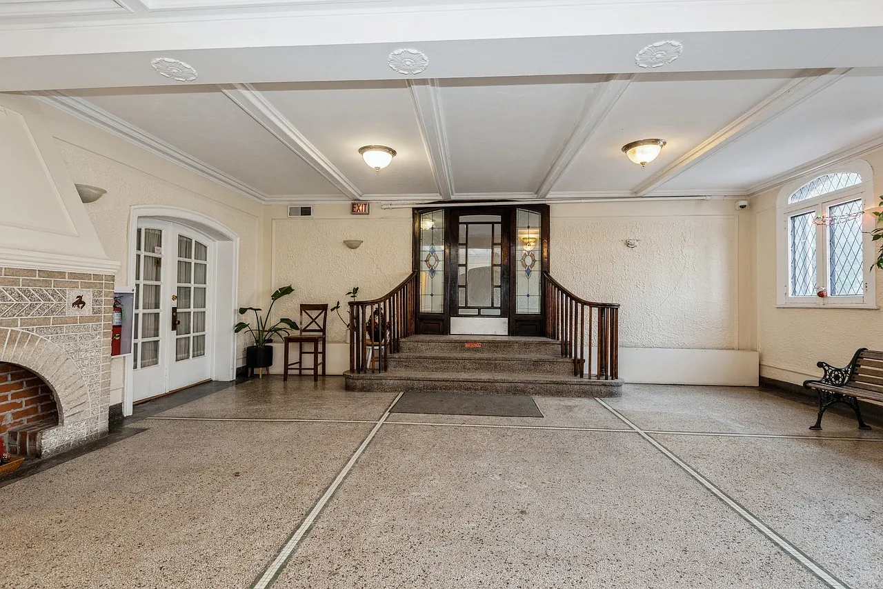 1 bed, 1.0 bath, $1,595 — Photo 4