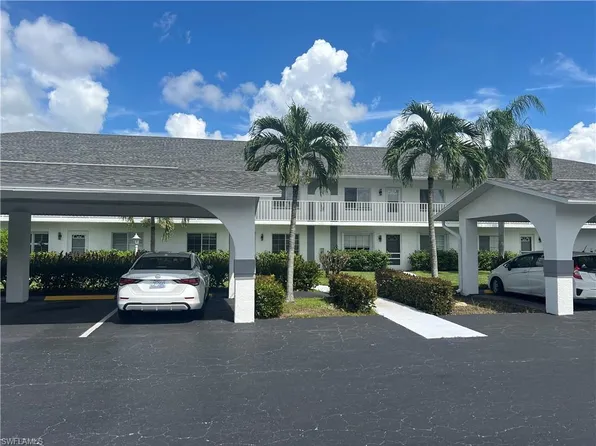 121 Gabriel CIR #7, NAPLES, FL 34104