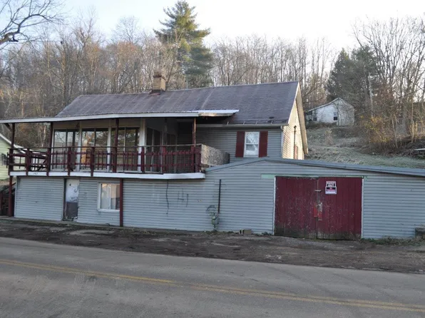 192 Madison St, Nelsonville, OH 45764