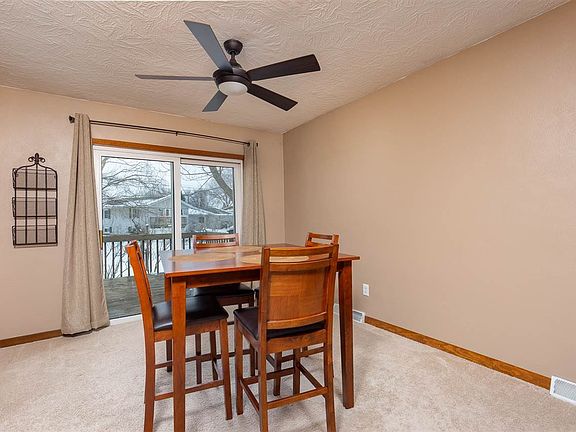 5th image of 2148 Lincolnwood Dr