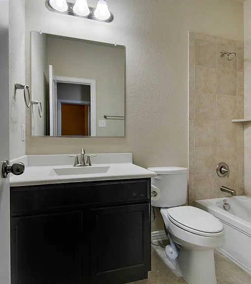 16221 Stillhouse Hollow Ct — Photo 17