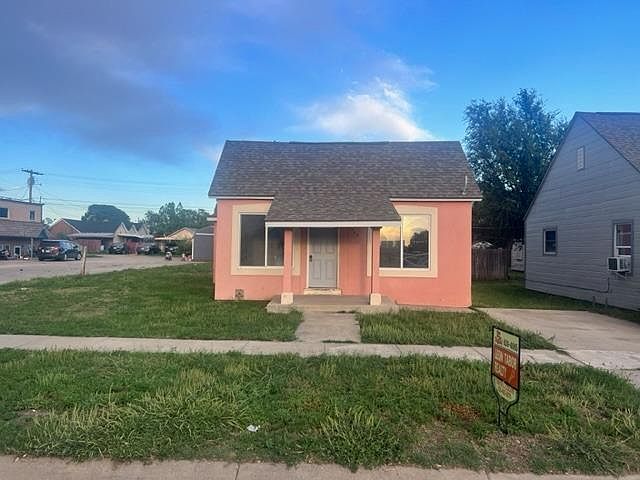 1st image of 1029 N Washington Ave
