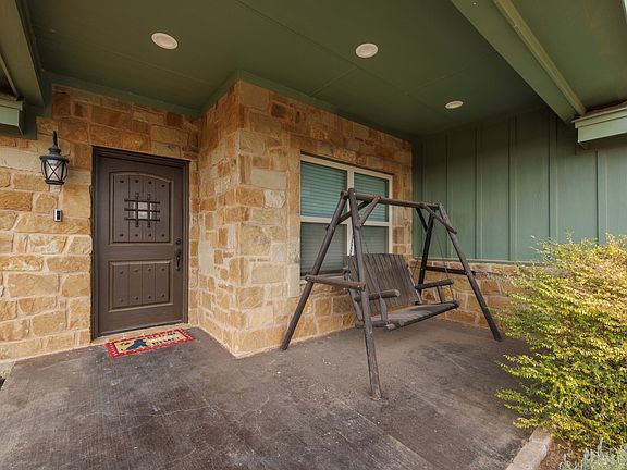 2nd image of 314 Hog Eye Rd