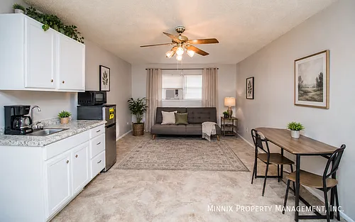 1615 16th St #1B Photo 1 1615 16th St #1B Photo 1