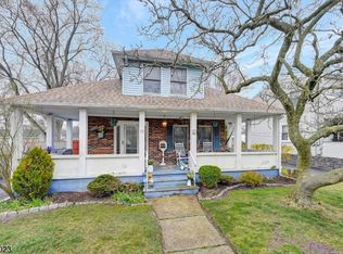 12 Pinewood Ave, Hazlet Township, NJ