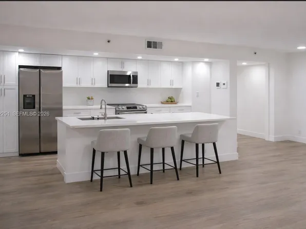 955 Egret Cir APT 310, Delray Beach, FL 33444