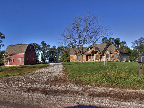2nd image of 3218 310th St