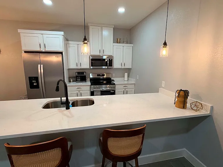1235 S Plum St #D — Photo 6
