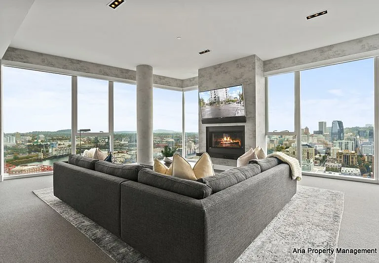 1075 NW Northrup St #2715 — Photo 11