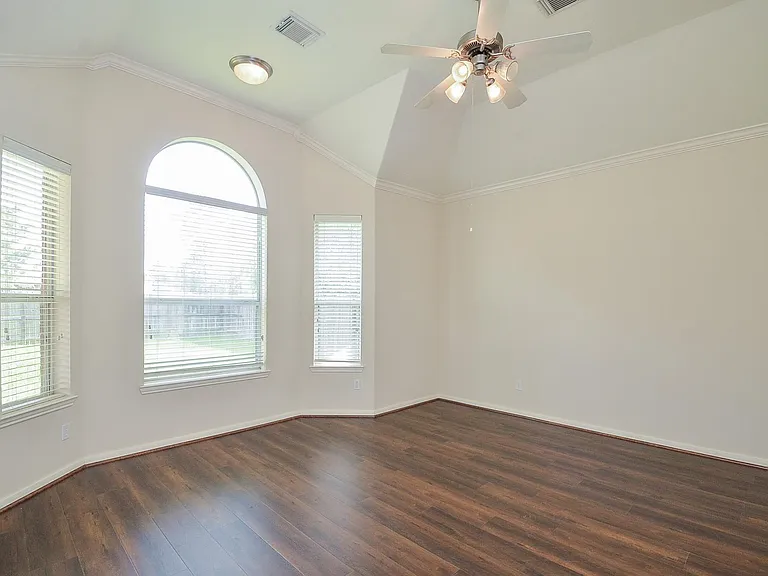 5218 Lacey Oak Meadow Dr — Photo 19