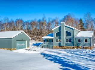 61 Beechwood Dr, Saranac Lake, NY 12983