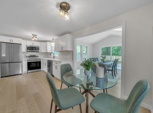 38 Sunset Ave, Oxford, MA 01540