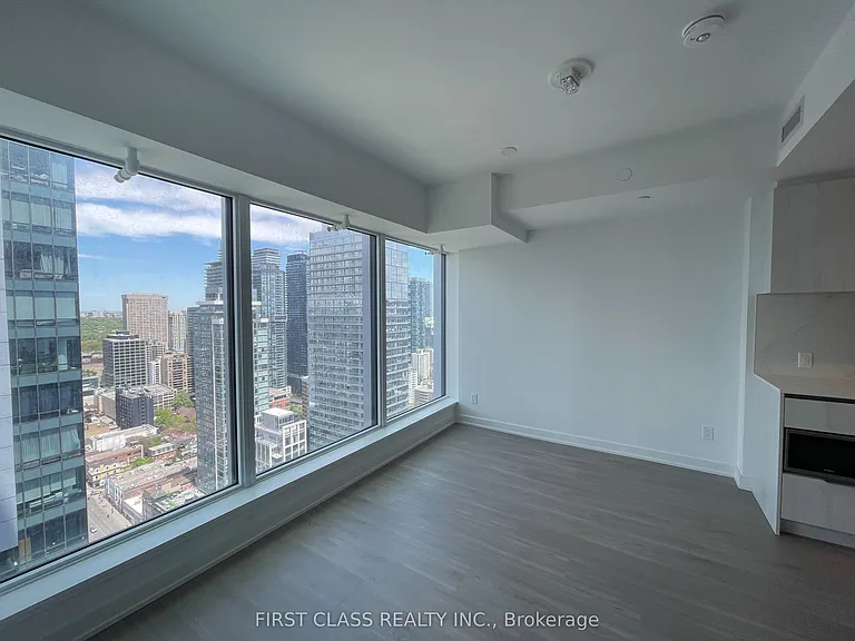 8 Wellesley St W #4107 — Photo 3