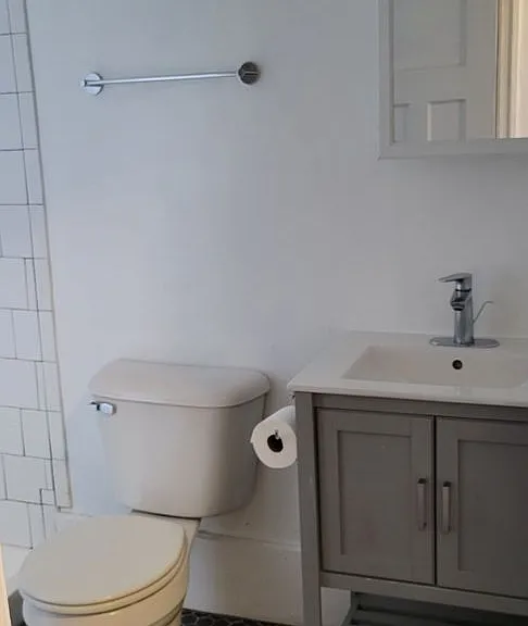 675 W Willis St — Photo 15