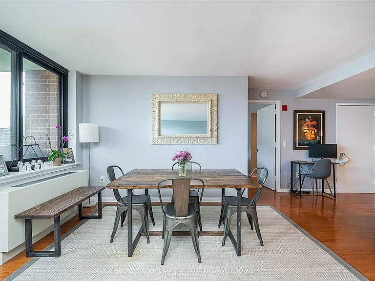 700 Grove St #6M — Photo 6