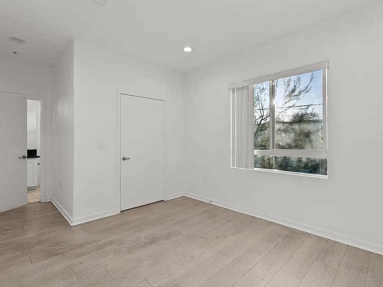 NoHo Beck 6320 LLC — Photo 14
