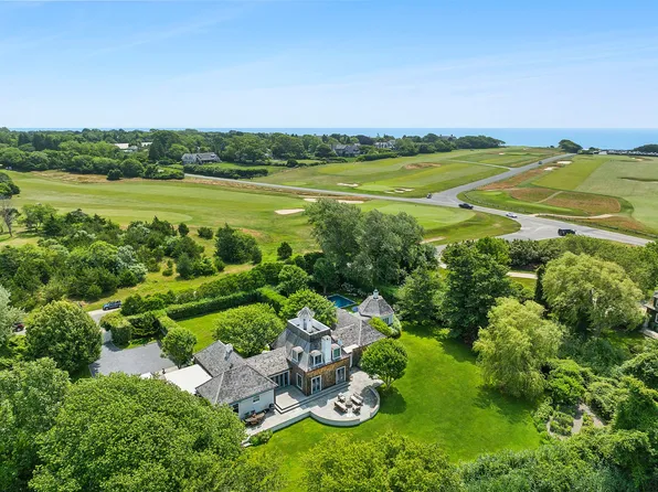 153 Egypt Ln, East Hampton, NY 11937