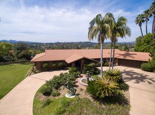 2400 Summit Dr, Escondido, CA 92025