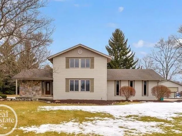 66620 Gramer Rd, Lenox, MI 48050