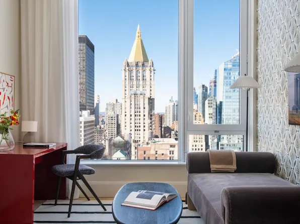 368 Third Avenue image 7 of 19