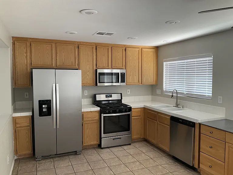8975 Spring Peeper Ave — Photo 5