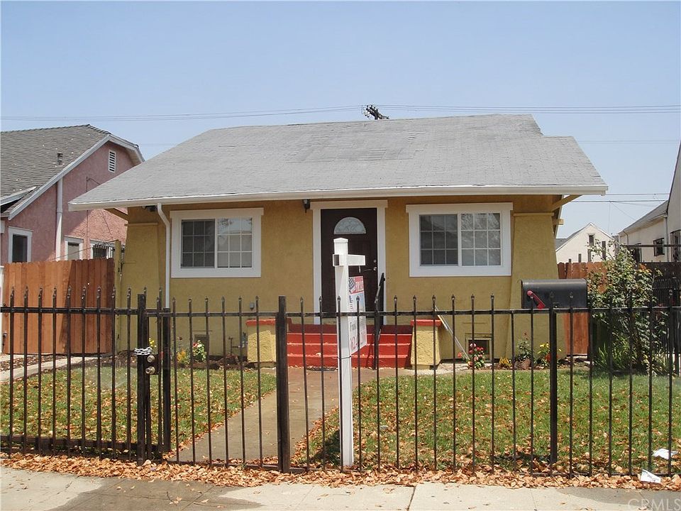 1st image of 1119 W 68th St
