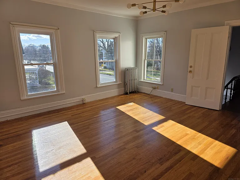 147 Pearl St #2 — Photo 13