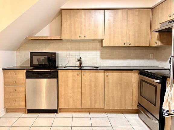 5th image of 6063 Kingston Rd #7