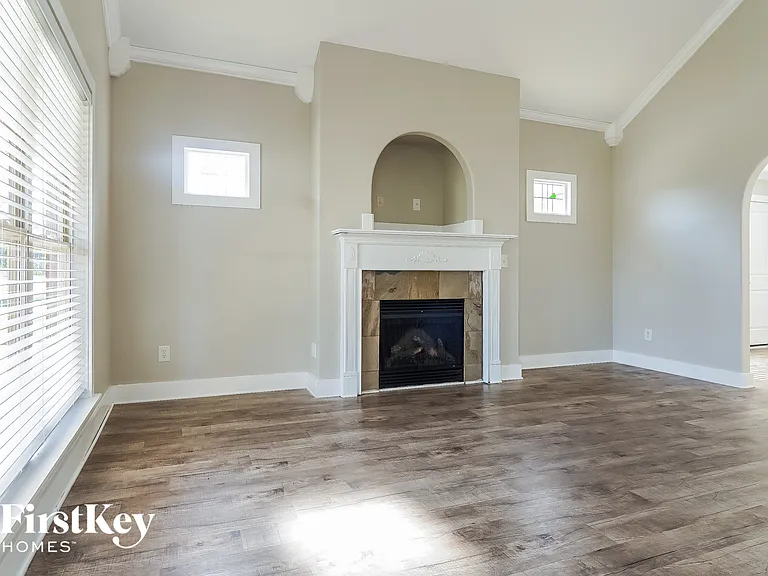 236 Stonecreek Pl — Photo 3