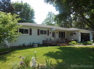 2030 Washington St, Algonac, MI 48001