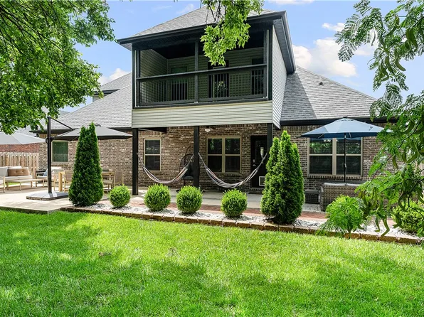 4304 SW Plumley Ave, Bentonville, AR 72713