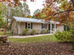 11 Woody Cres, Tryon, NC 28782