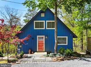 777 Timber Ln, Berkeley Springs, WV 25411