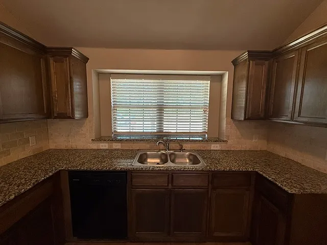 3500 Frederick Dr — Photo 29