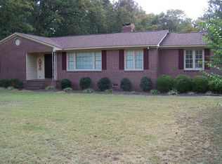 507 S Walton St, Bethune, SC 29009