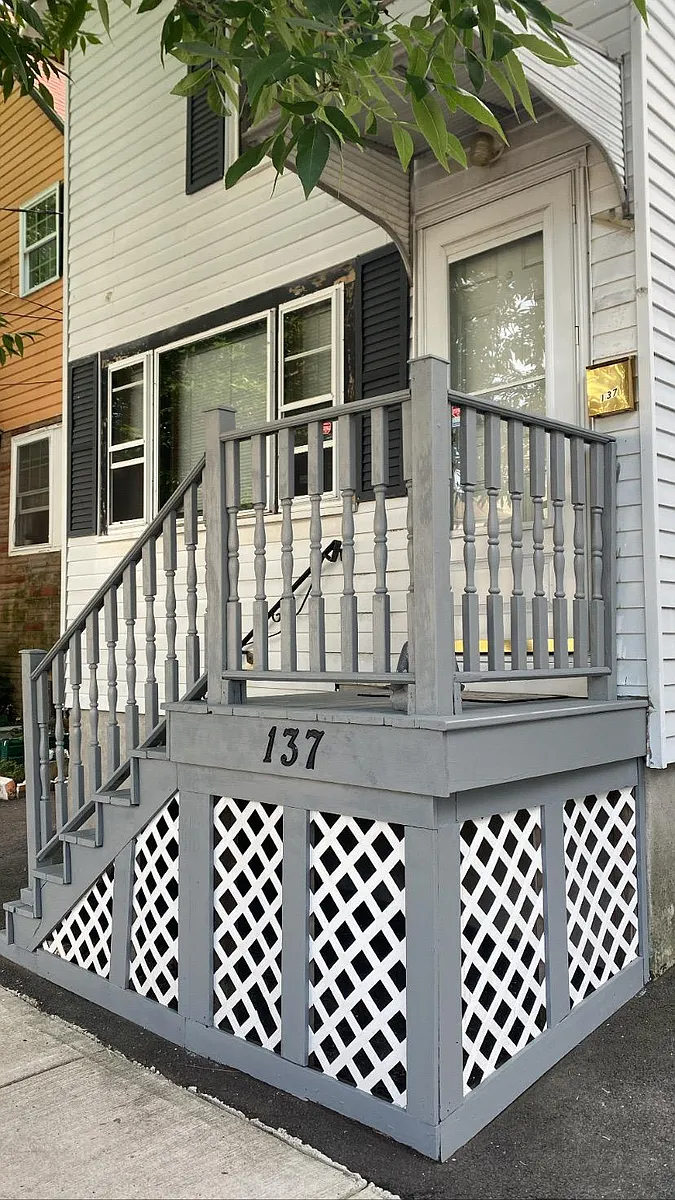 Building Photo - 137 Kimball Ave