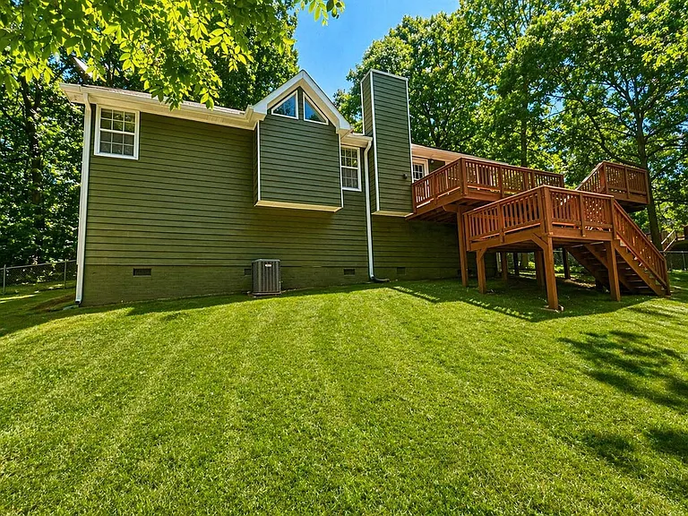 217 Briarpatch Ct — Photo 32