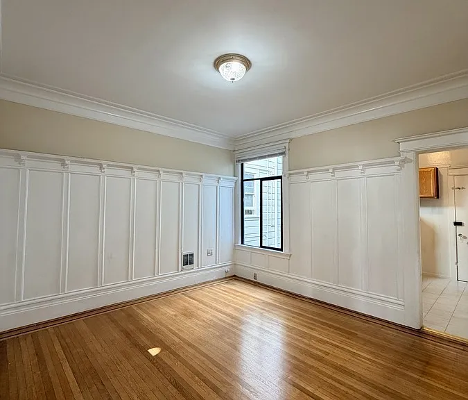 1441 Larkin St #2 — Photo 6