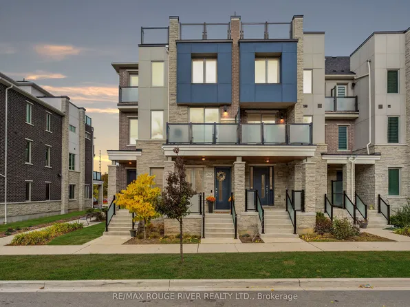 1034 Reflection Pl #202, Pickering, ON L1X 0L1