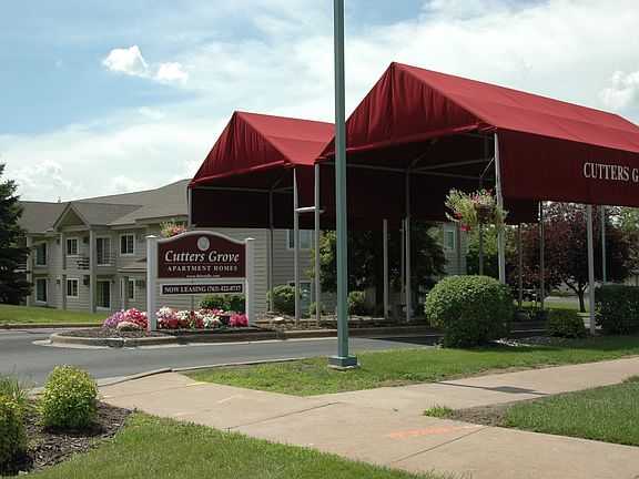 5th image of 2821 Cutters Grove Ave APT 007