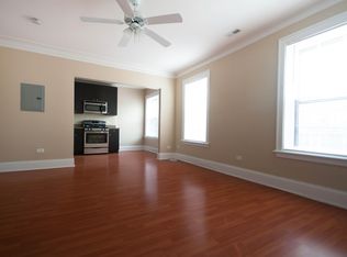 723 Elm St #1WJ992VSK, Winnetka, IL 60093