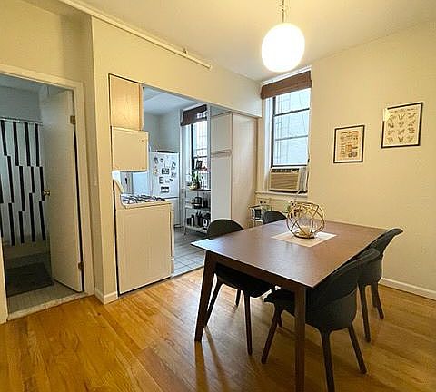3rd image of 23 Dean St #1B